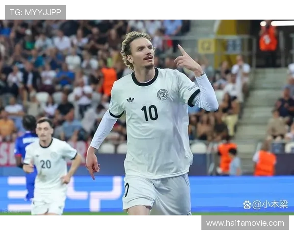 德甲转会窗口最新动态：明星球员转会频繁，市场热度持续攀升分析