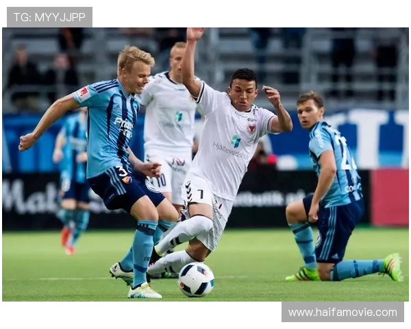 佩佩对抗优势明显，防守表现稳健