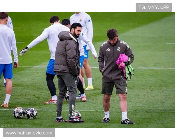 皇马防守稳定性下降影响球队表现,近期关键战面临考验 皇马防守稳定性下降影响球队表现,近期关键战面临考验